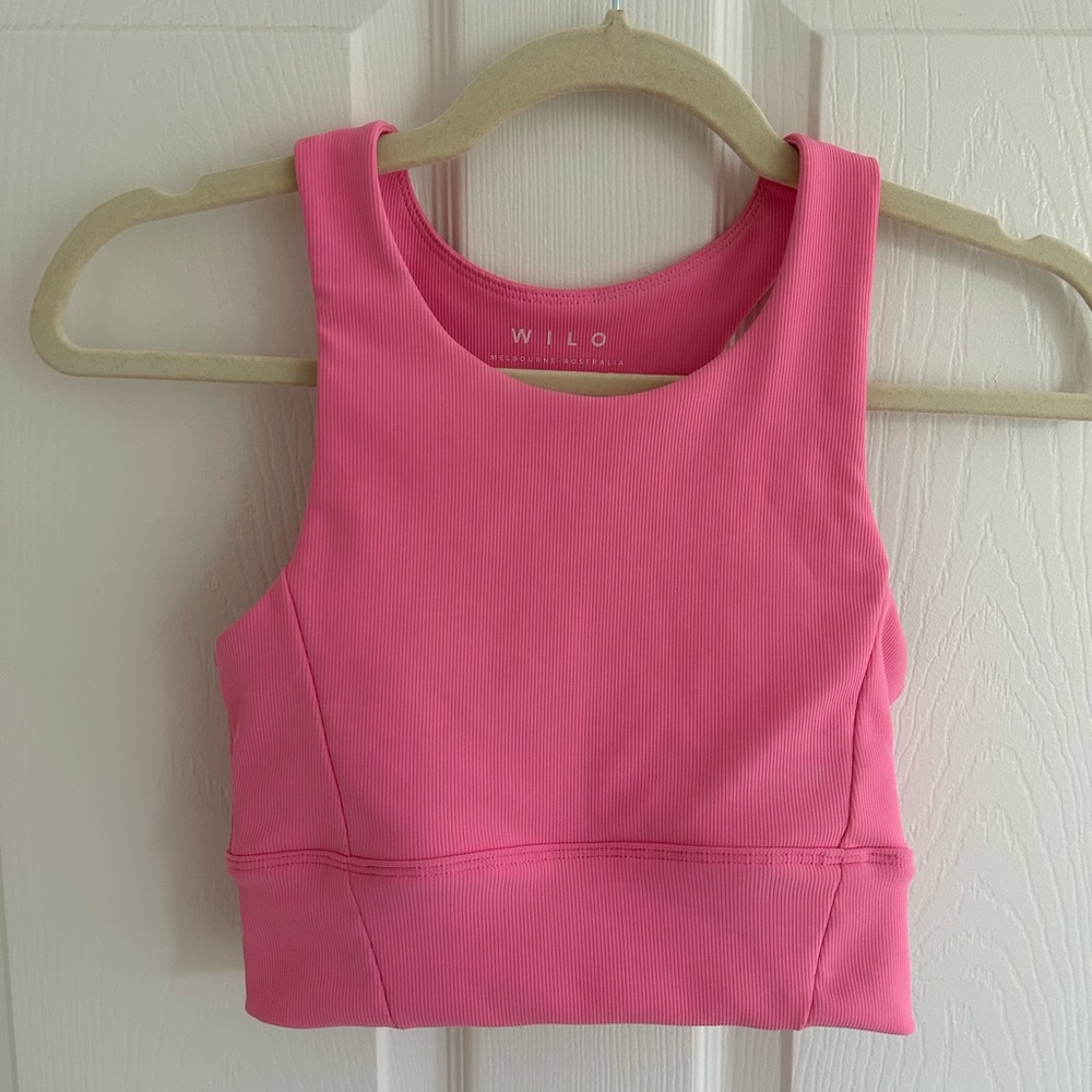WILO cropped tank 💖